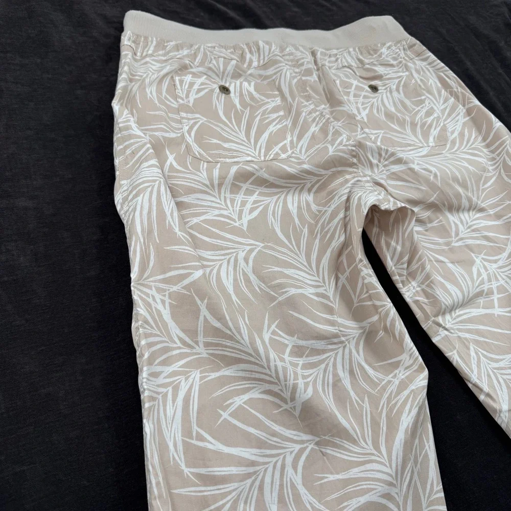 Palm Rio Womens 1X Tropical Palm Leaf Print Cropped Capri Pants Beige White - Picture 9 of 11